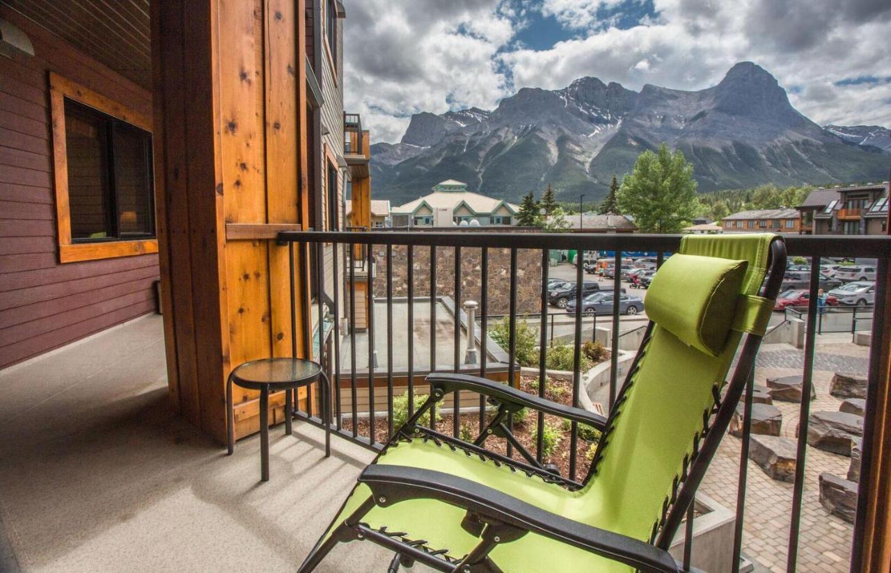 Beautiful Peak Vista - 2Br W Stunning Mt Views Villa Canmore Luaran gambar